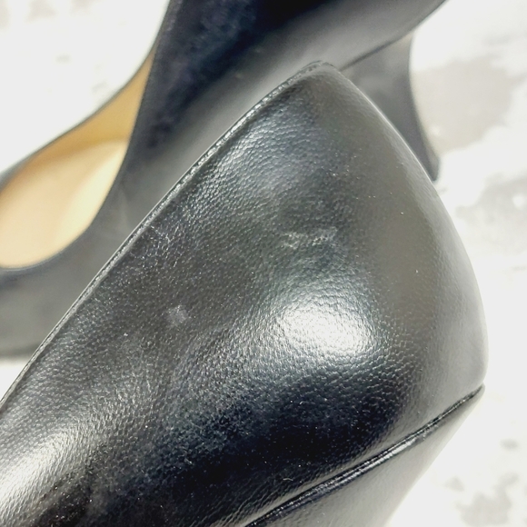 Nine West Burg Leather Black Almond Toe Heeled Pumps V18 - Picture 13 of 14